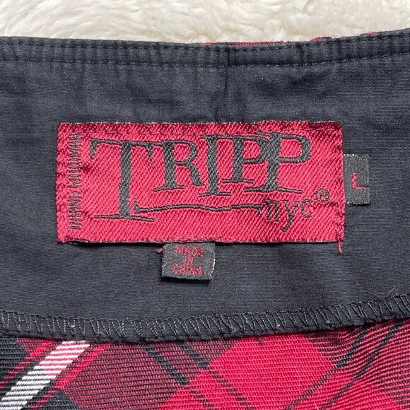 Tripp NYC Women's Red Black Plaid Pleated Mini Skirt Size Large - Picture 4 of 12